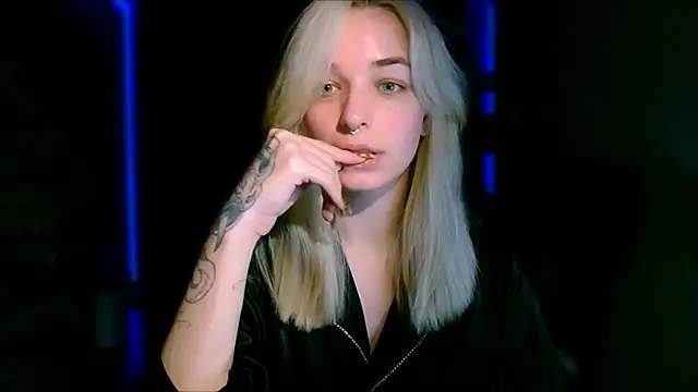 Eli Llie online show from October 23, 1:22 am