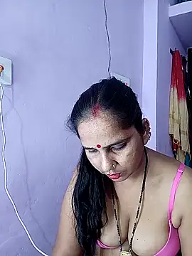 reemacouple007 online show from April 18, 7:07 pm