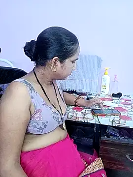 reemacouple007 online show from April 25, 5:54 pm