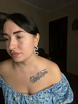 Roxana Bell online show from February 20, 8:53 pm