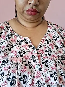 Ravina patil1 online show from April 18, 7:11 am