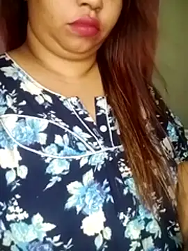 Ravina patil1 online show from April 23, 1:35 pm