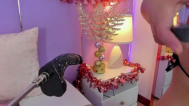 SophyRuiz  online show from December 22, 11:57 am