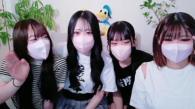 Megu Melon online show from April 18, 8:39 am