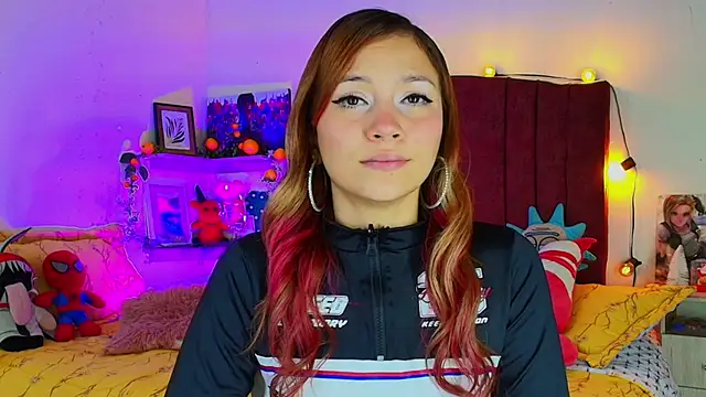 alisson zafiro  online show from November 22, 3:20 am