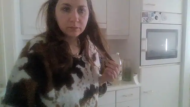 JasmineGlamour online show from April 25, 5:32 pm