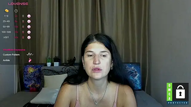 Snapshot of Alianna_Solo_Kisses chatting on September 14, 11:19 am Alianna Solo Kisses online show from September 14, 11:19 am