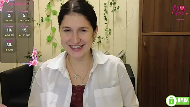Snapshot of Alianna_Solo_Kisses chatting on October 12, 11:23 am Alianna Solo Kisses online show from October 12, 11:23 am