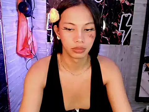 whiteladyboy online show from November 5, 7:13 am