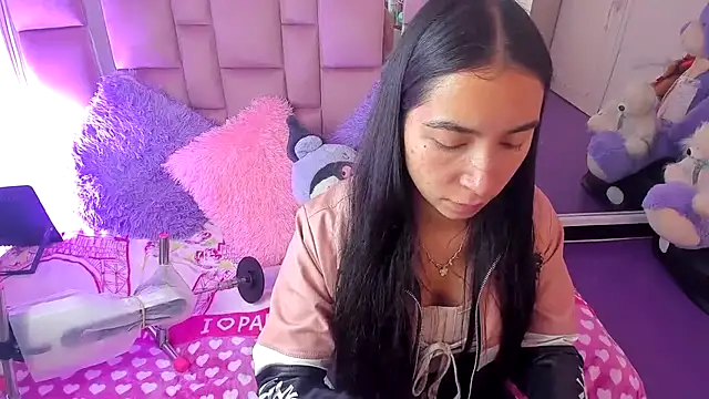 AriadnaCappelletty online show from April 25, 3:53 pm