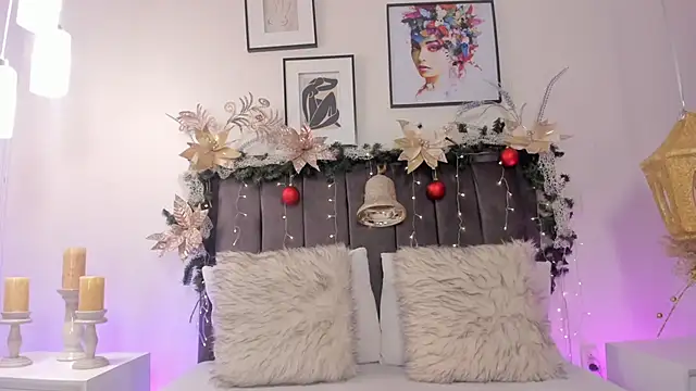 helen mooree online show from December 21, 1:48 pm