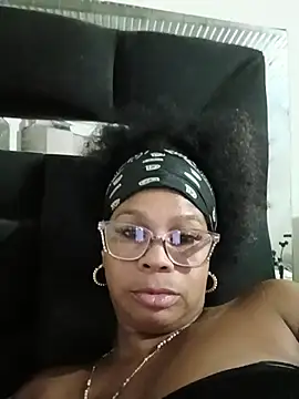 Melanie candy  online show from February 6, 12:25 am