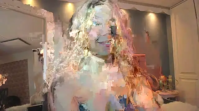 Snapshot of IssadoraJames chatting on October 8, 7:29 pm IssadoraJames online show from October 8, 7:29 pm