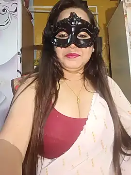 albelasummi702 online show from July 19, 11:45 am