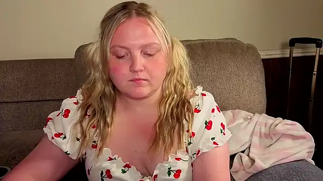 PhatAssBlond online show from July 4, 1:12 am
