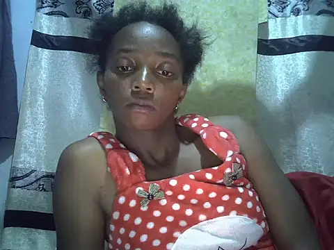 ElianeHot online show from February 1, 8:40 pm