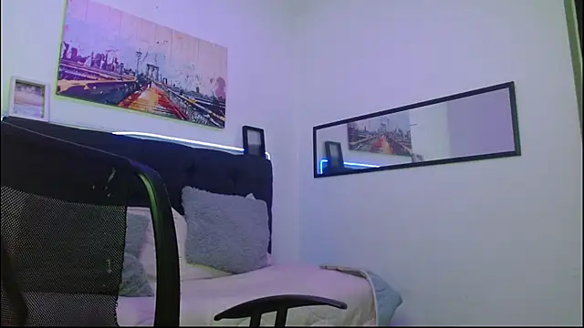 Alisteresa  online show from December 4, 9:44 am