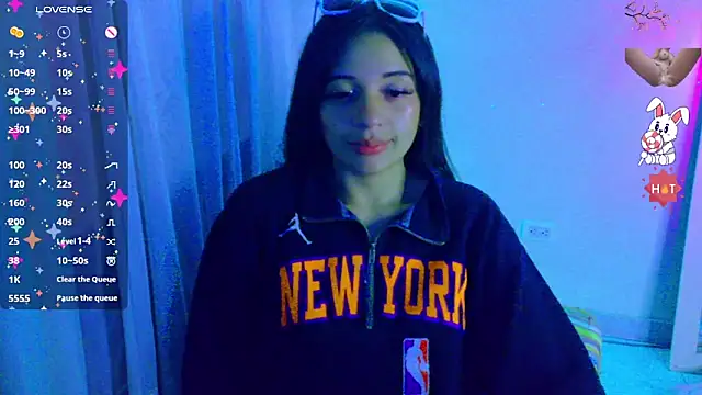 Snapshot of angelie_3 chatting on September 27, 2:52 am angelie 3 online show from September 27, 2:52 am