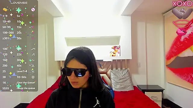 Snapshot of angelie_3 chatting on October 12, 7:55 am angelie 3 online show from October 12, 7:55 am