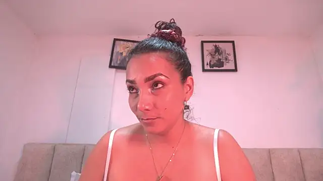 amber demons2021 online show from September 24, 9:58 pm