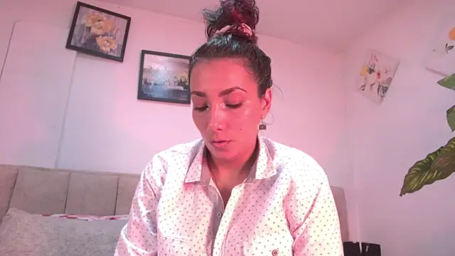 amber demons2021 online show from September 28, 11:10 pm