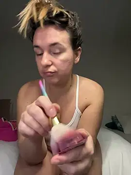 lyajoliee online show from January 13, 12:53 pm