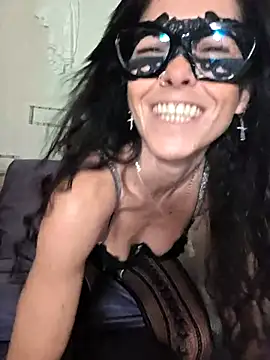 EmySkinny85 online show from March 14, 2:51 pm