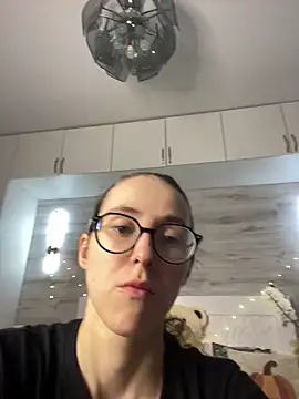 MartiniiSelenna online show from June 4, 5:56 am