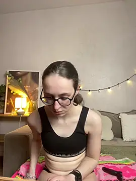 MartiniiSelenna online show from April 25, 6:05 am