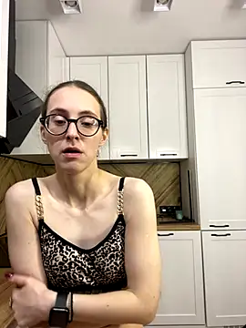 MartiniiSelenna online show from September 21, 7:18 am