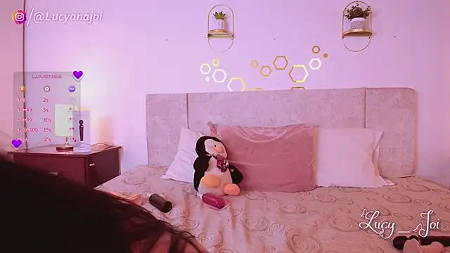 Lucy joi online show from November 23, 3:42 am