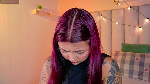 alaia-rogers online show from November 11, 11:40 am