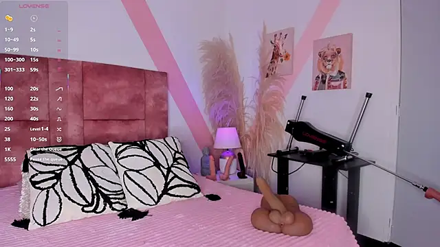 isabella whiithe online show from December 22, 5:27 pm