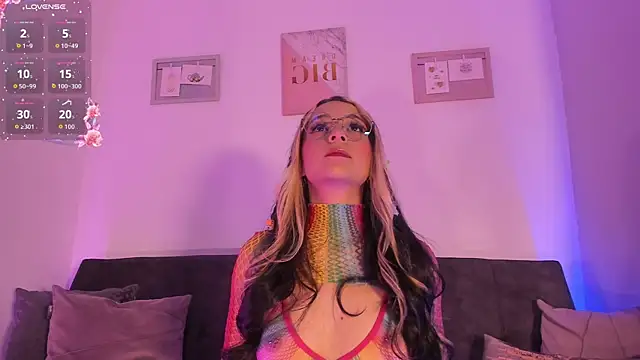 penny sweett  online show from July 18, 11:18 pm