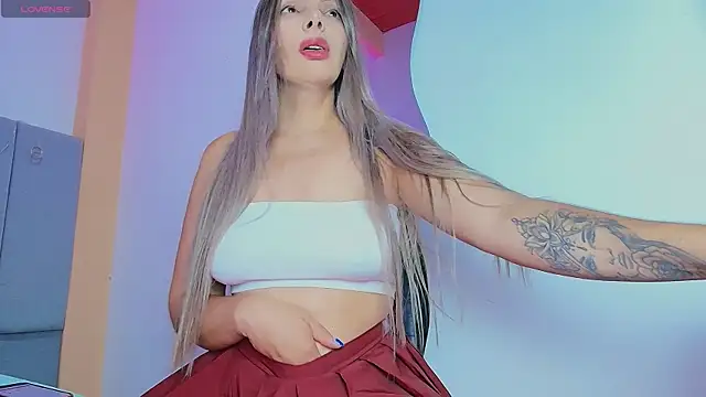 AbrilZannetii online show from April 19, 11:07 pm