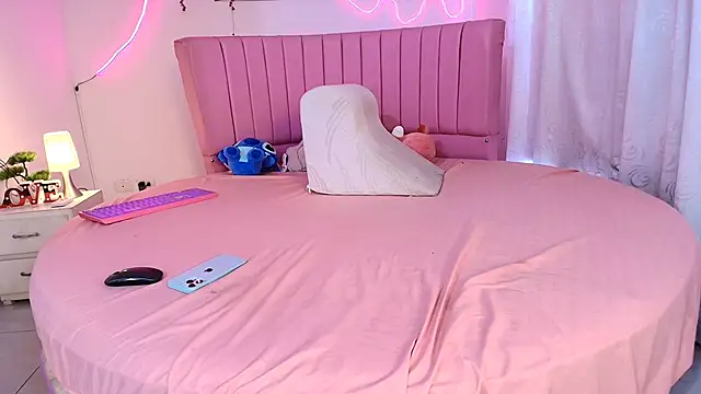 Azul horney online show from April 20, 8:56 pm