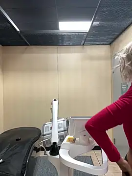 vixendoll87 online show from December 3, 11:07 pm