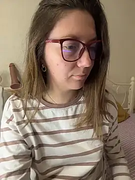 BeatriceTender online show from April 22, 7:33 pm