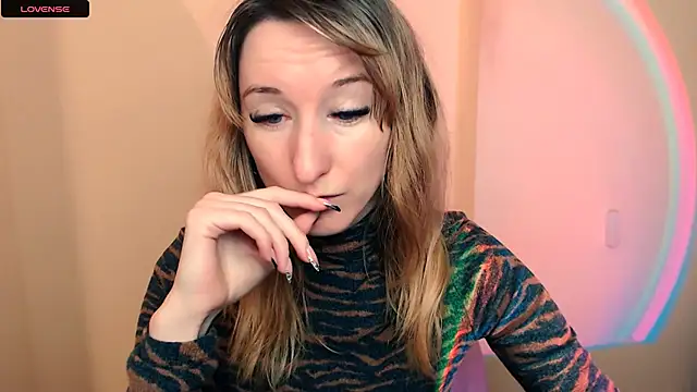 AmandaSell online show from November 27, 8:50 am