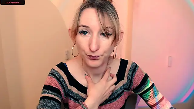 AmandaSell online show from November 4, 9:03 am