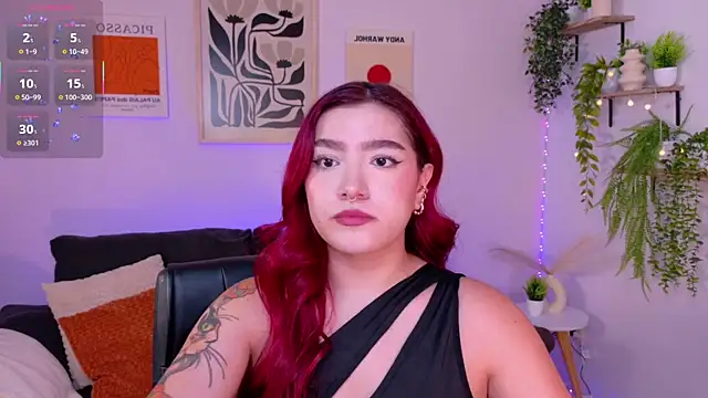 ViolettCastel online show from April 20, 7:17 pm