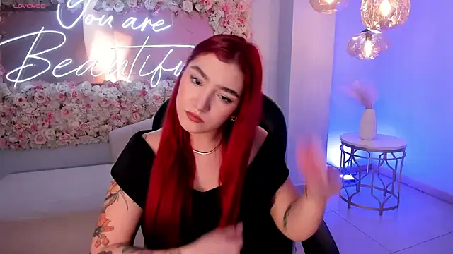 ViolettCastel online show from September 20, 7:45 pm