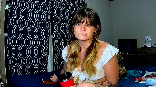 ZeelaXoXo online show from September 20, 4:11 am