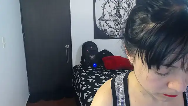 lili peach online show from March 16, 8:24 pm