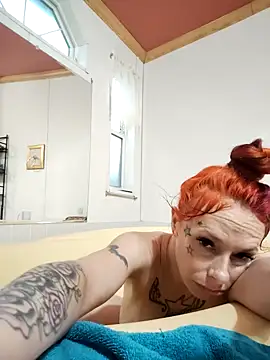 Snapshot of vvictoria_xxx chatting on September 29, 11:10 pm vvictoria xxx online show from September 29, 11:10 pm