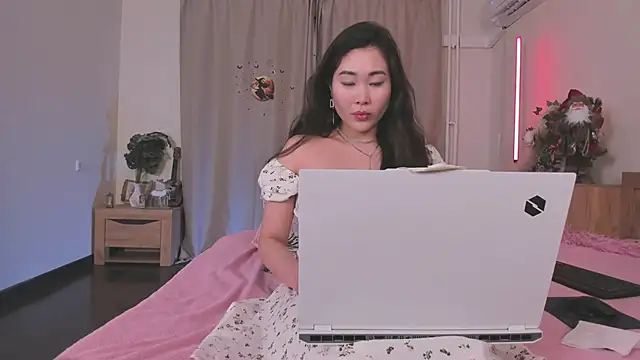 kate doroty online show from February 26, 5:34 pm