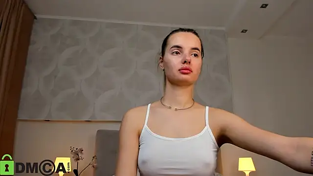 Snapshot of Erika_Carpenter chatting on October 19, 12:12 am Erika Carpenter online show from October 19, 12:12 am