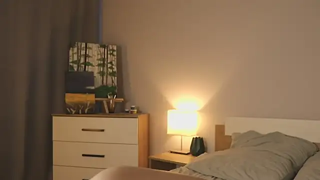 AliceLebel online show from April 24, 3:26 pm