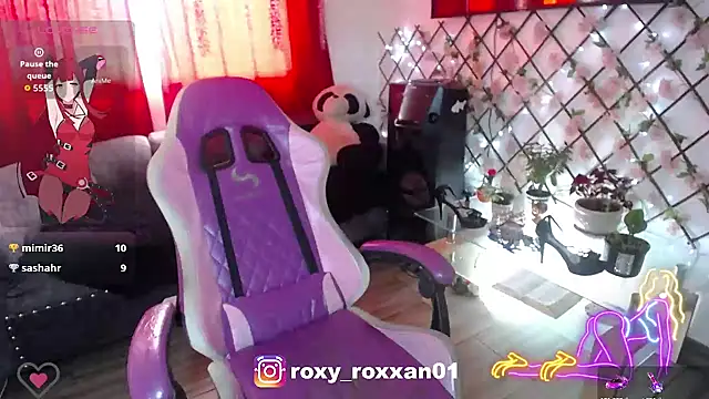 roxy roxxan online show from April 25, 1:41 pm