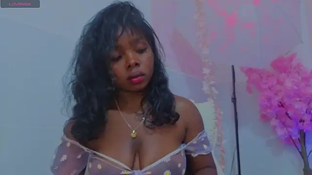 KilyetVera3x online show from April 26, 6:00 am